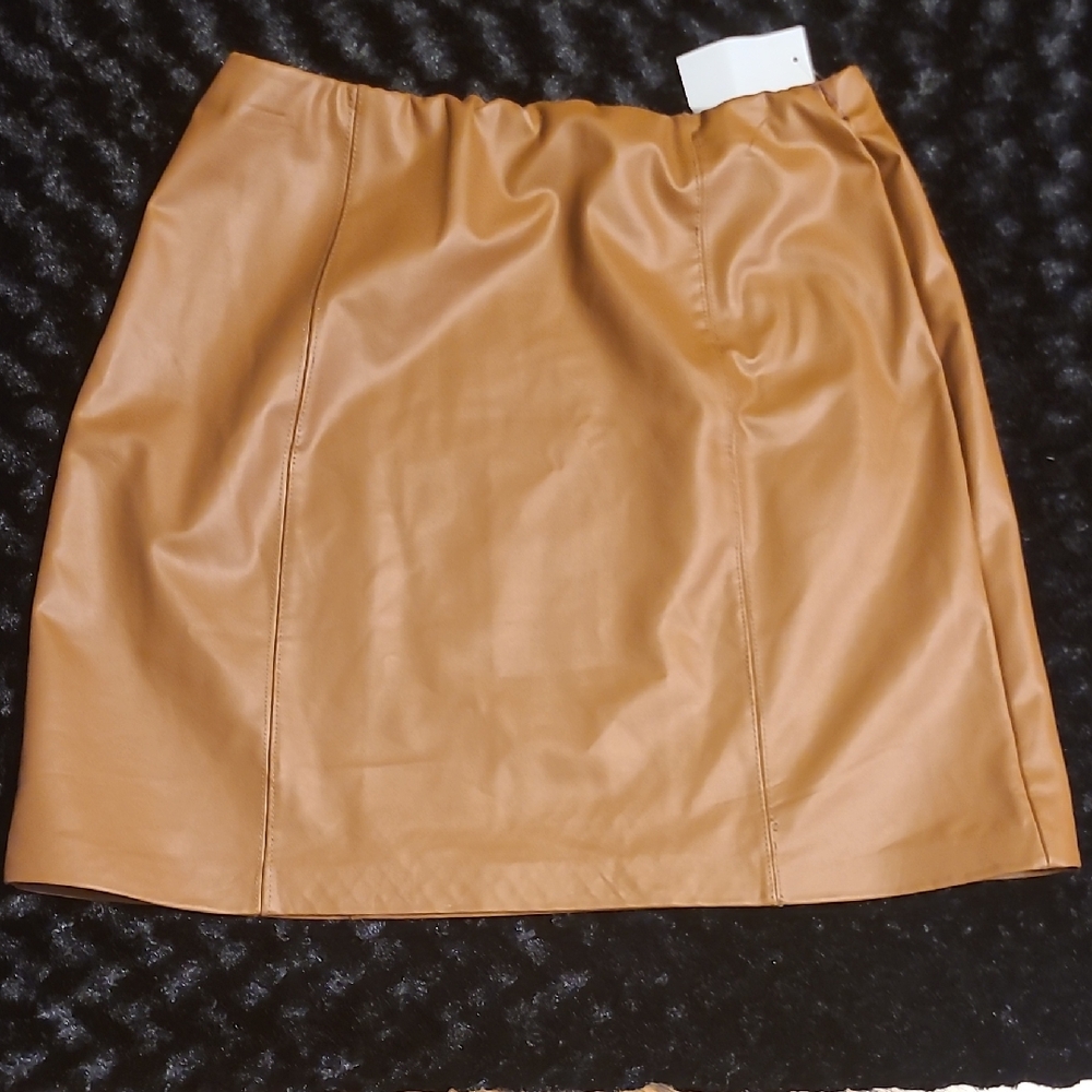 Olive & Oak Vegan Leather Caramel Tan Mini Skirt L But Fits Like A NWT